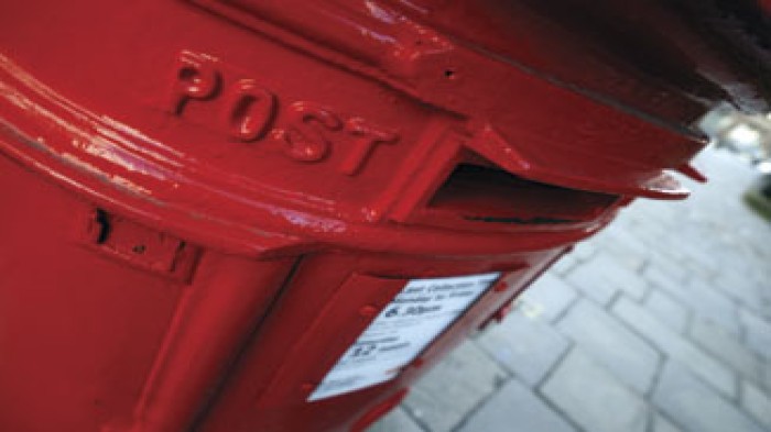 postboxred_iStock_000005271839Medium THUMB.jpg